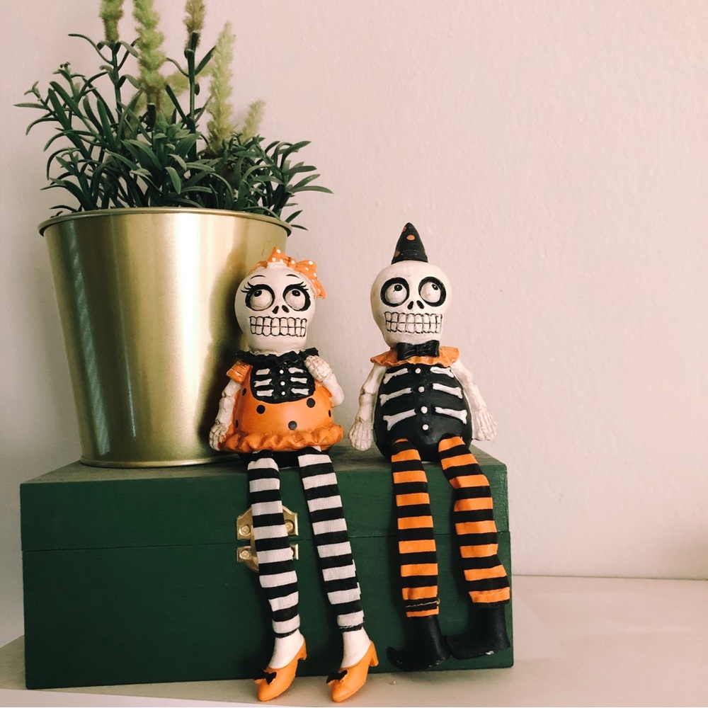 Ashland Halloween Decor Quirky Skeleton Couple Tabletop Decor